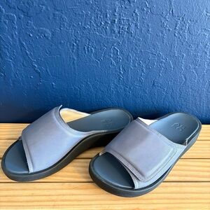 NWOT ABEO Paige 3122 Women Blue Gray Leather Slide Sandals Sz 8 NEUTRAL